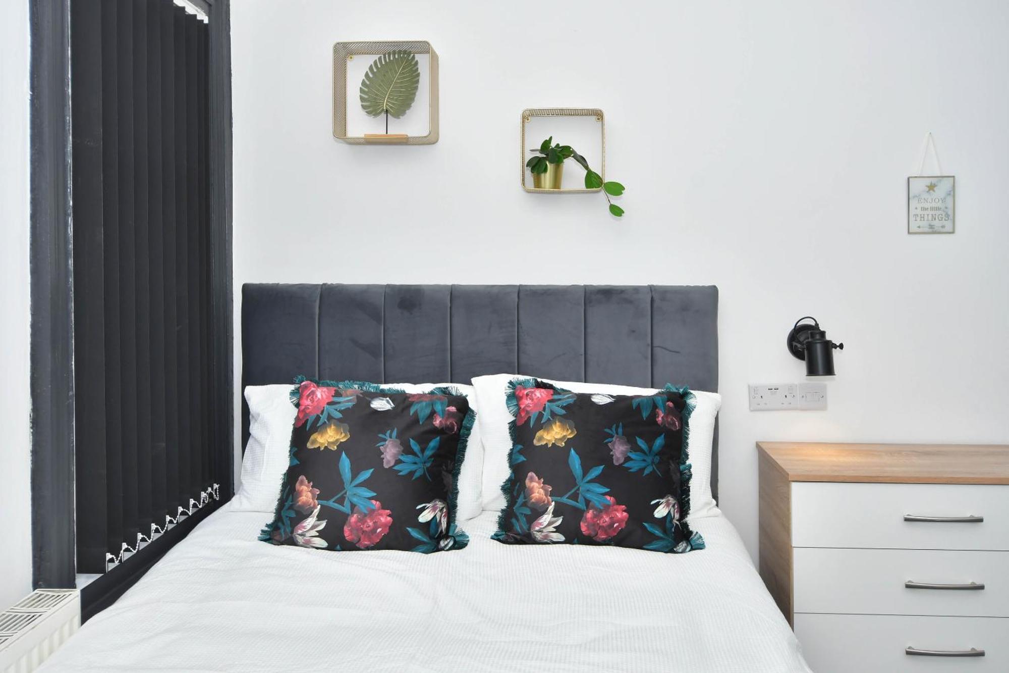 Townhouse @ 202 Walthall Street ครูว์ ภายนอก รูปภาพ