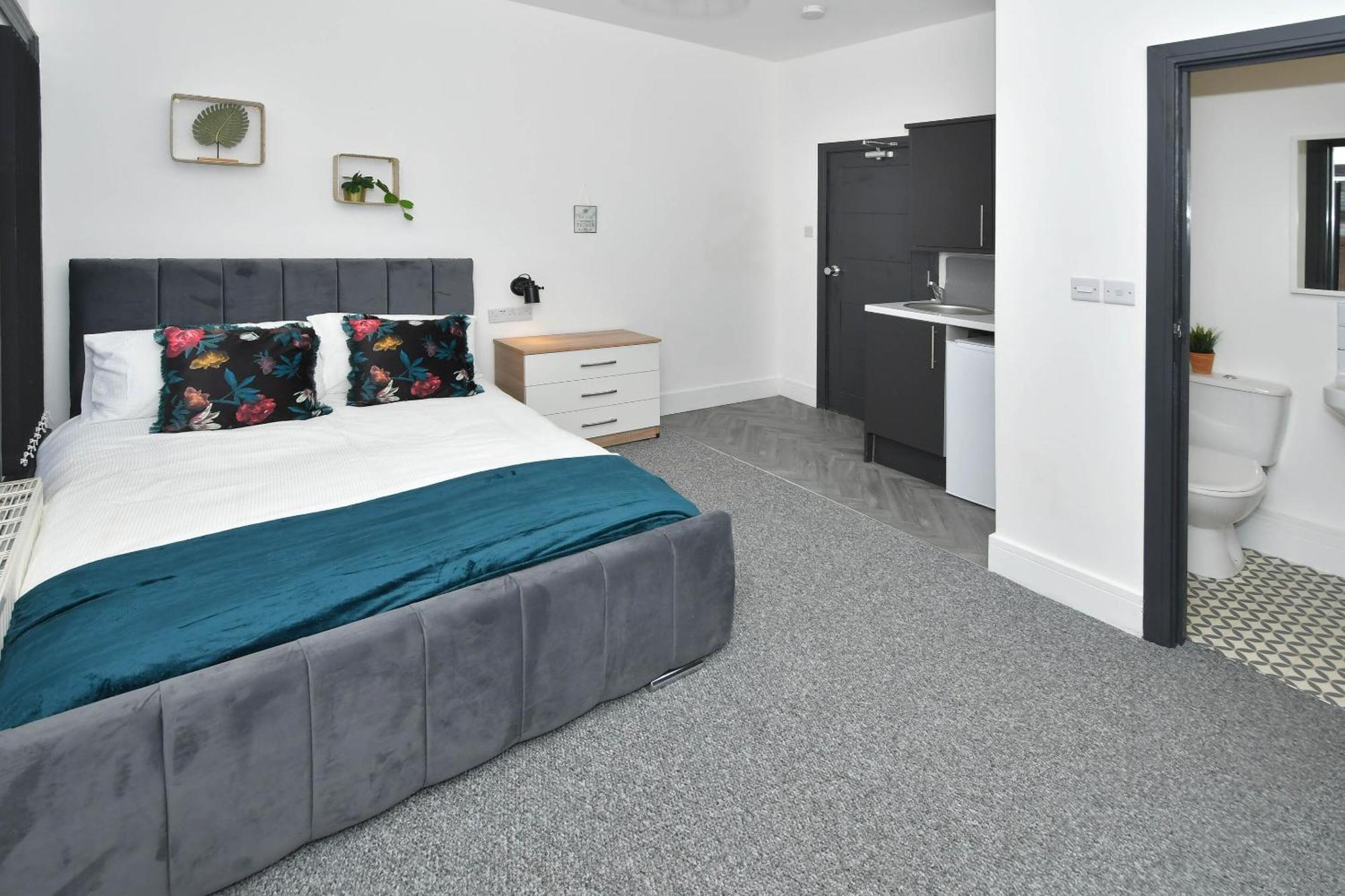 Townhouse @ 202 Walthall Street ครูว์ ภายนอก รูปภาพ