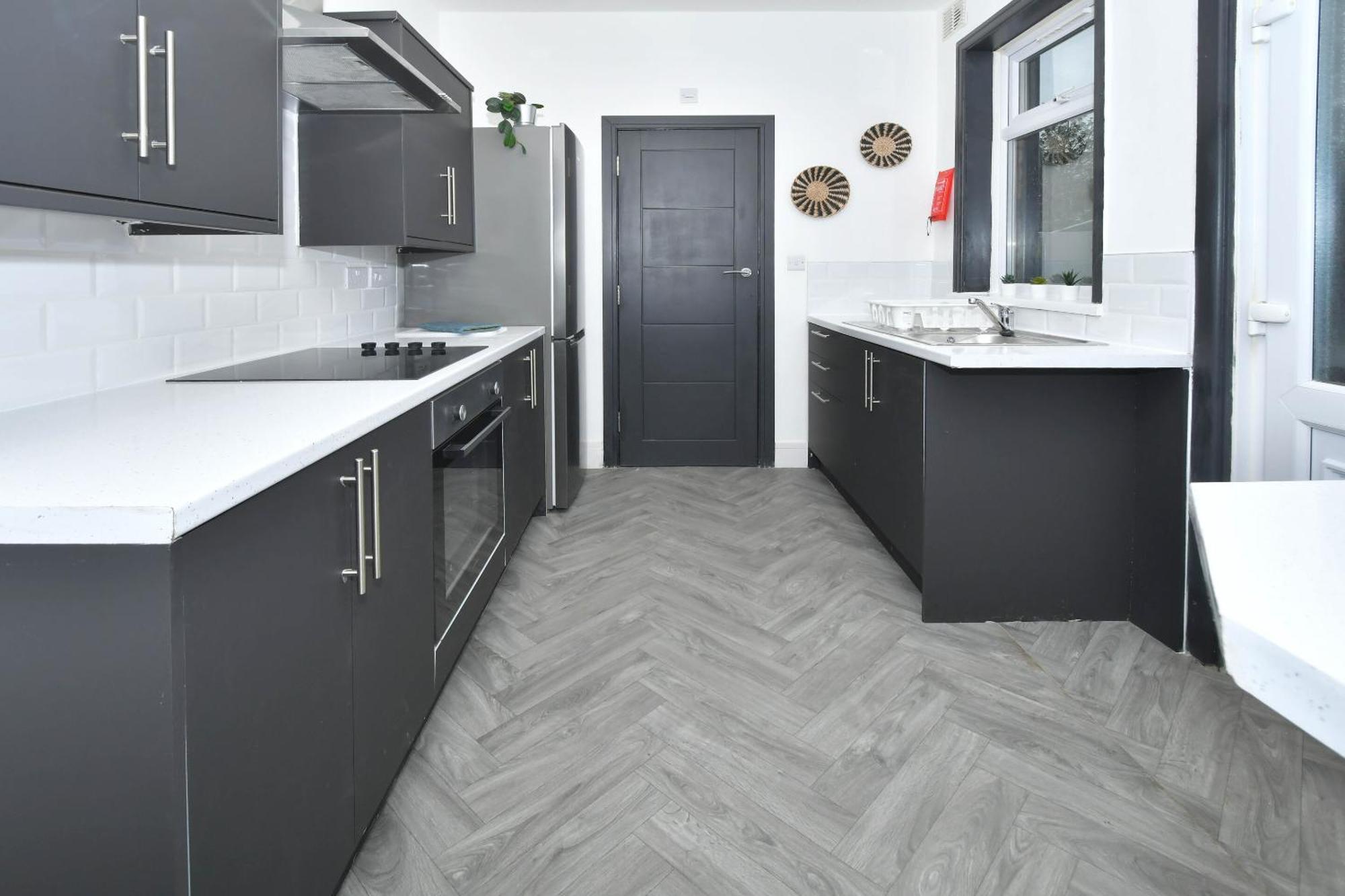 Townhouse @ 202 Walthall Street ครูว์ ภายนอก รูปภาพ